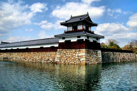 Sentiero del patrimonio di Hiroshima: Cupola, castello di Hiroshima e giardino