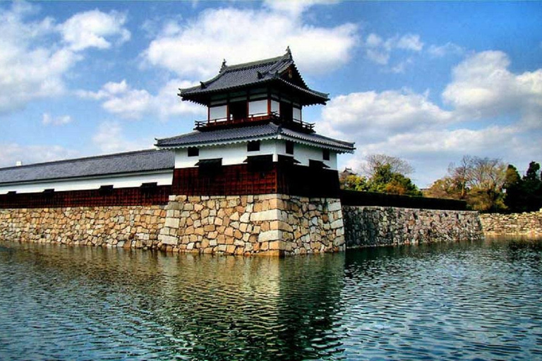 Sentiero del patrimonio di Hiroshima: Cupola, castello di Hiroshima e giardino