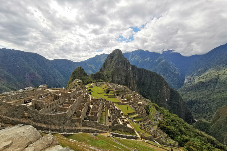 From Cusco: Excursion to Machu Picchu with entrance tickets