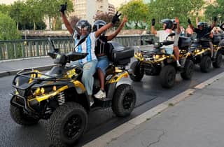 Paris mit dem Quad: Eiffelturm, Champs-Élysées … – 1,5-stündige geführte Besichtigung