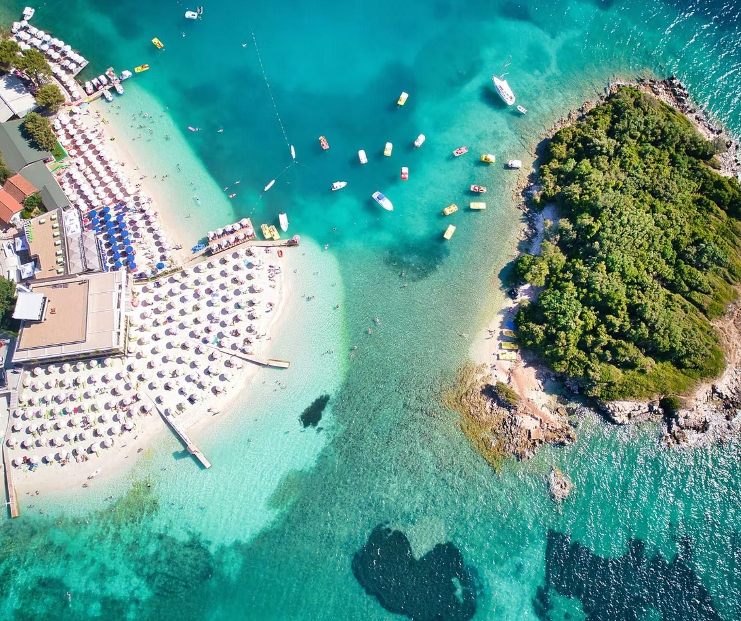 Tirana/Durrës: Ksamil, Blue Eye, Saranda & Bootstour