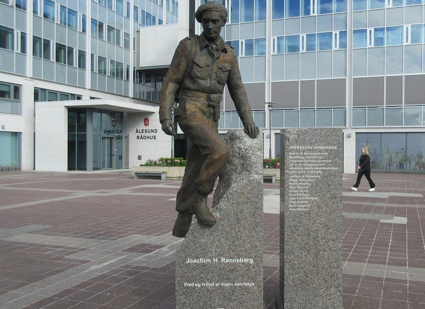 Kulturel gåtur med smag og duft af Ålesund