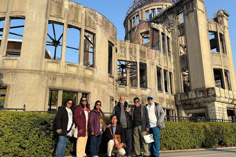 من أوساكا: رحلة يومية خاصة إلى هيروشيما بالقطار السريع