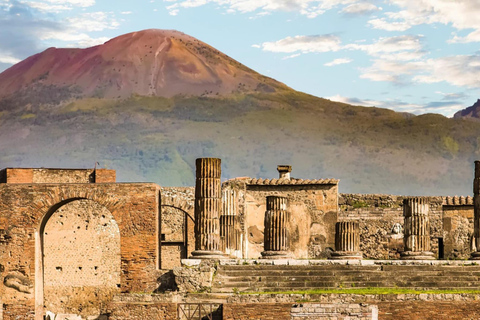 Vesuvius &amp; Pompeii Tour: Stap in de oude geschiedenis &amp; natuur