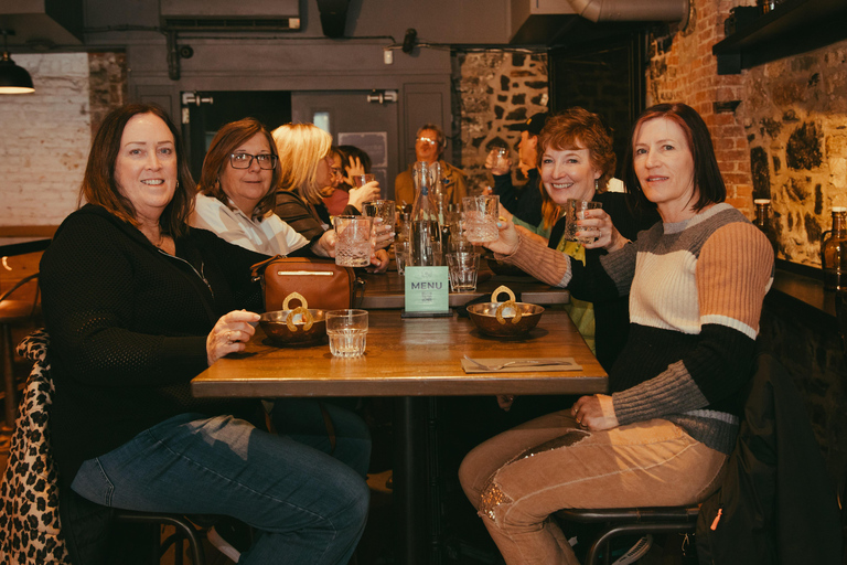 Quebec City: Old Town Food Tour with 8+ Tastings & Poutine