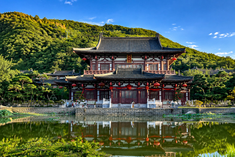 Xi'an: Huaqing Palace Ticket, Show & Guided Tour Options Full: Palace + Show Central Zone + Guide & Transfer