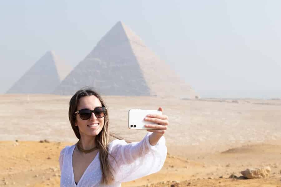 Hurghada: Tagestour zu den Pyramiden von Kairo, der Sphinx und dem Ägyptischen Museum. Foto: GetYourGuide