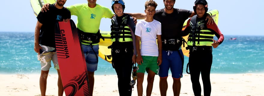 Apprenez le kitesurf à Tarifa, capitale européenne du vent