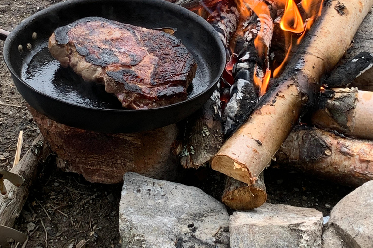 Oslo: escursione guidata nel Parco Nazionale di Østmarka con cibo cotto sul fuocoOslo: escursione guidata al Parco Nazionale di Østmarka con cibo sul fuoco