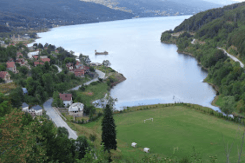 Skopje : Tetovo, Mavrovo, Galicnik et John Bigorski - Excursion d'une journéeSkopje : excursion d'une journée à Tetovo, Mavrovo, Galicnik et John Bigorski