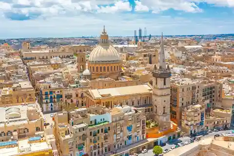 Guidad dagsutflykt i Valletta på franska med lunch och transport