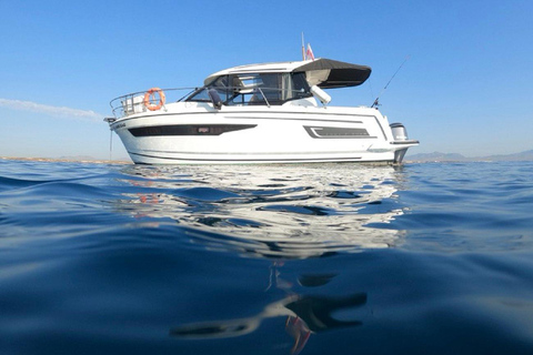 Alicante: A two-hour boat ride with a drink