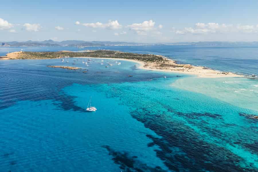 Ab Ibiza: Ganztagestour nach Formentera, alles inklusive, mit 3 Zwischenstopps. Foto: GetYourGuide