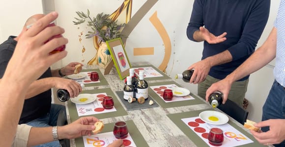 Thessaloniki: Olive Oil Bottling & Tasting Tour – Zeta Theta
