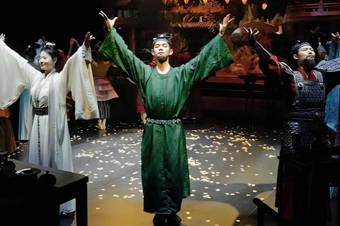 Kuala Lumpur: Xuyan Immersive Dining & Makeup experience Regular Dinner Banquet Seat+ Makeup & Styling