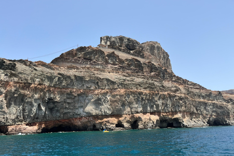 Gran Canaria: Catamaran trip with drinks, lunch, and snorkeling Gran Canaria Private Catamaran Excursion with Drinks, Lunch, and Snorkeling