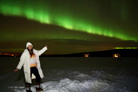 De Rovaniemi: Tour fotográfico da aurora boreal com serviço de busca