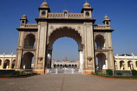 Bangalore: Mysore Dagvullende tour met gids en lunch