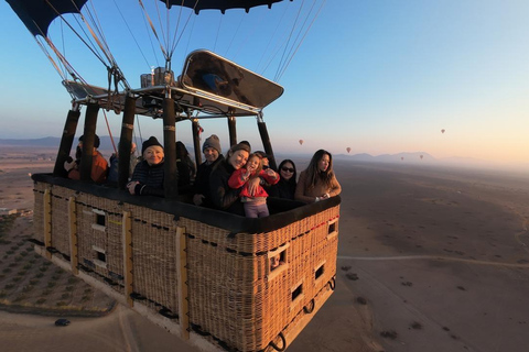 Marrakech: Sunrise Hot Air Balloon Flight and Berber Breakfast