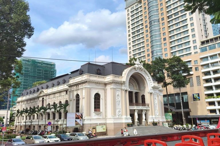 胡志明市观光巴士游（含水上木偶戏）