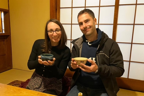 Nara: Un tour privado para conocer tu té favorito奈良: 伝統的日本家屋で日本茶と伝統工芸に触れる 90分コース
