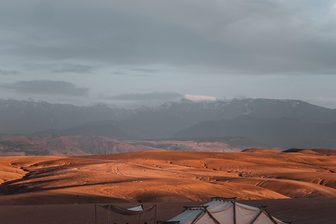 Agafay Desert Luxury Dinner w Live Music & Fire Show