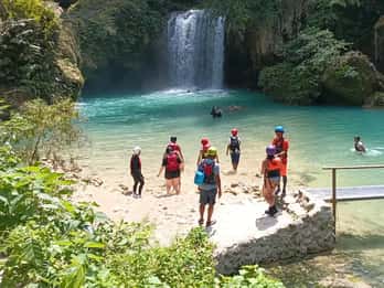 Combo avventura Cebu Moalboal: Snorkeling e Canyoneering +Pranzo