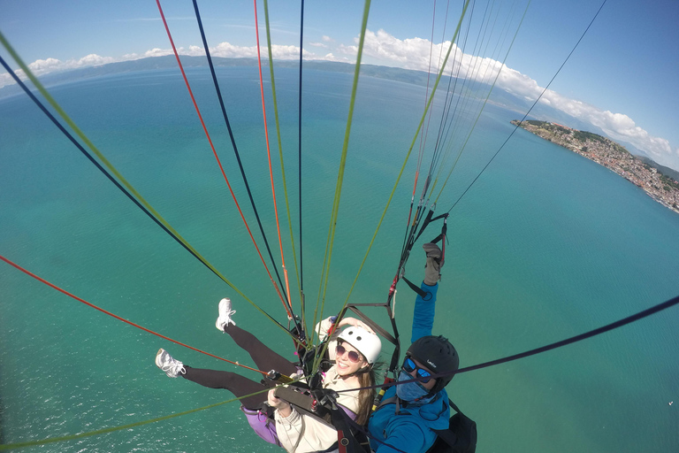 Ohrid: Paragliding ervaring met ophaalservice