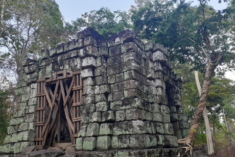 Från Siem Reap: Koh Ker och Beng Mealea Privat dagsturDelning av turné