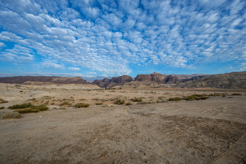 Petra: 5-Day Guided Hike to Wadi Rum with Meals