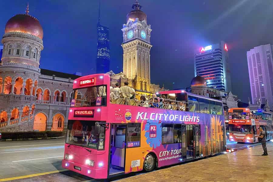 Kuala Lumpur: Hop-on-Hop-off-Buspass für die Stadtrundfahrt. Foto: GetYourGuide
