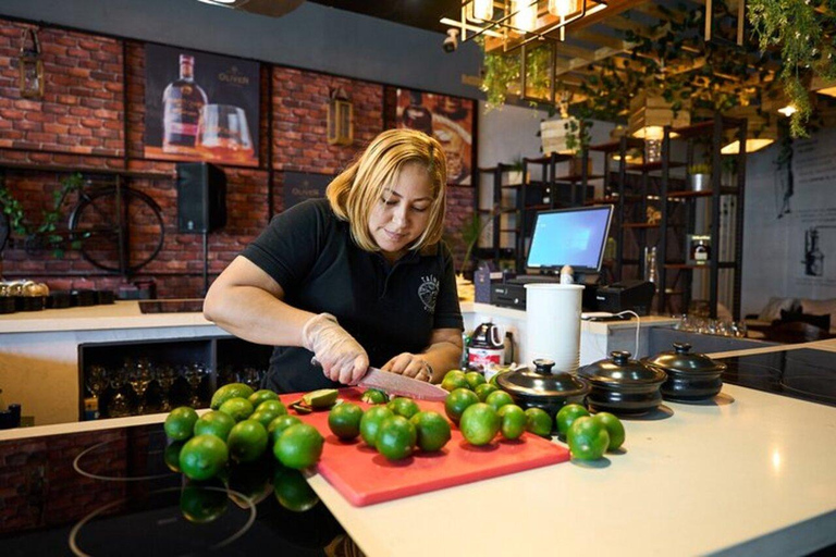 Priv Punta Cana: Dominican Cooking Class with Meal & Drinks