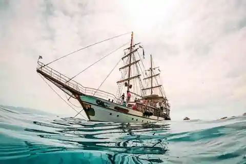 Sail Away in Kos: Unveil 3 Greek Isles’ Secrets!