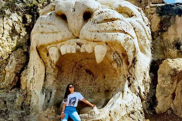 Mystic Cuzco : Huasao, Valley of the Goblins, Abode