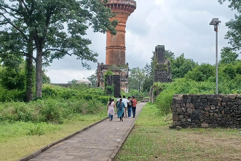 Viaje asequible en taxi desde Aurangabad a las cuevas de Ajanta y Ellora