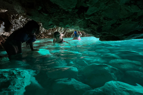 Golem to Grama Bay, Blue Cave & Secret Canyons by Speedboat Tirana/Golem: Grama Bay,Blue Cave & Hidden Bays by Speedboat