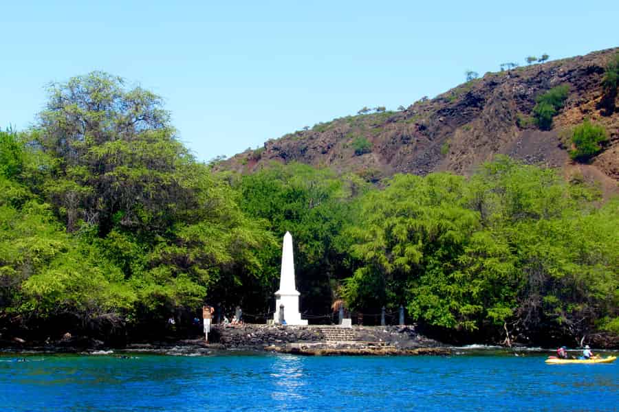 Kealakekua Bay Delfinbeobachtung, Schnorchelboot-Tour, BBQ. Foto: GetYourGuide Kealakekua Bay Delfinbeobachtung, Schnorchelboot-Tour, BBQ. Foto: GetYourGuide
