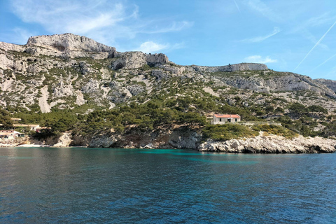 Aix: Safari in Marseille, Cassis & Bootsfahrt zu den CalanquesKleine Gruppe