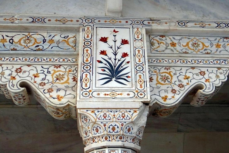 Delhi till Agra: Berättelser om Taj Mahal och lokalt livPrivat Agra-resa från Delhi – bil, guide och biljetter