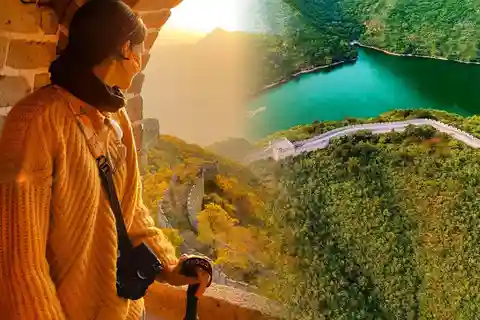A Grande Muralha dos Lagos e Picos em Mutianyu Ocidental com cruzeiro