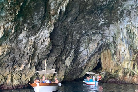 Amalfi coast tour with skipper from Salerno to Positano