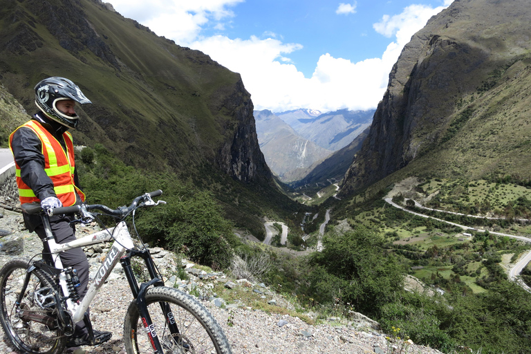 Inca Jungle Trek to Machu Picchu 4 days 3 nights