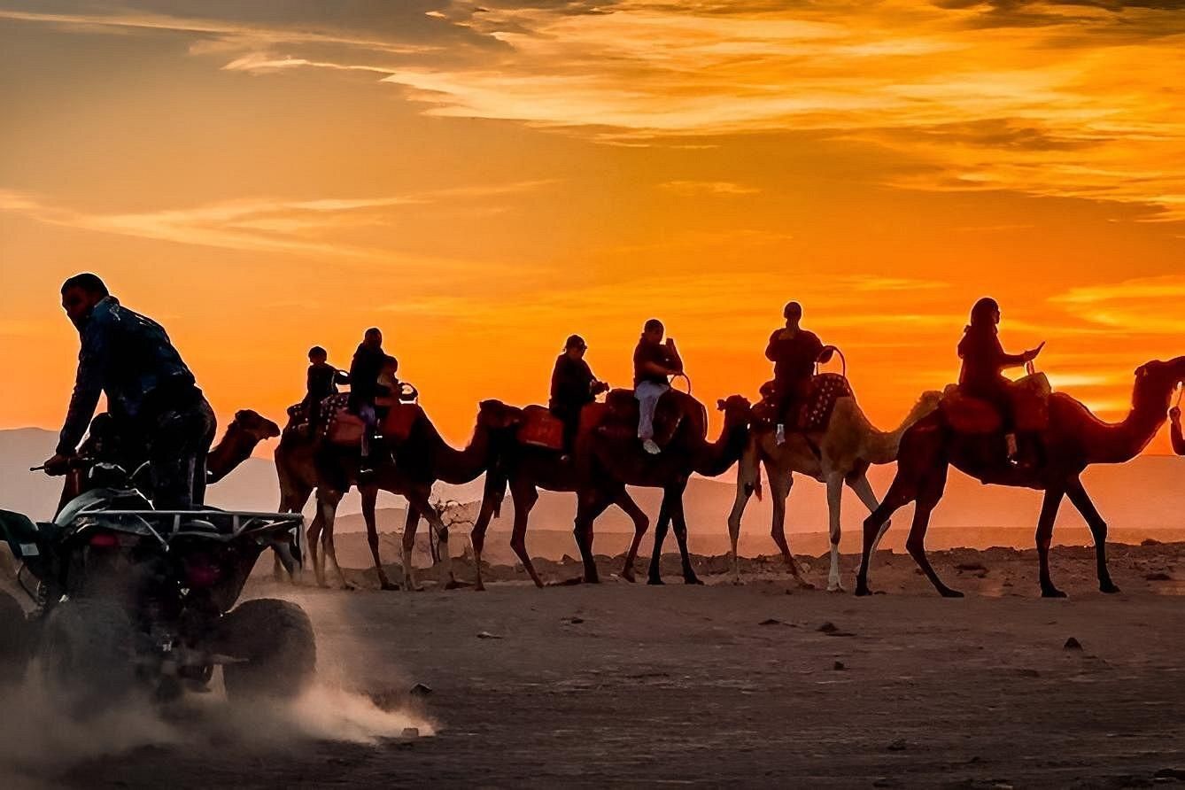 Marrakesch: Agafay-Wüste – Quad-Fahrt, Kamelritt & Dinner-Show