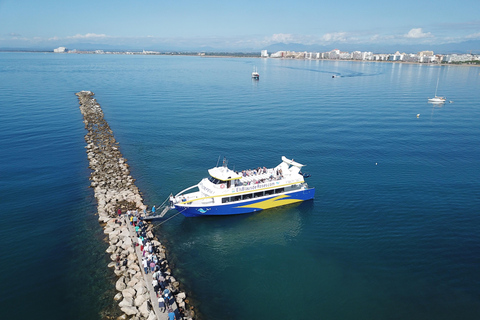 Från rosor: Cap Norfeu Boat Cruise &amp; SwimmingFrån Roses: Cap Norfeu båtkryssning och simning