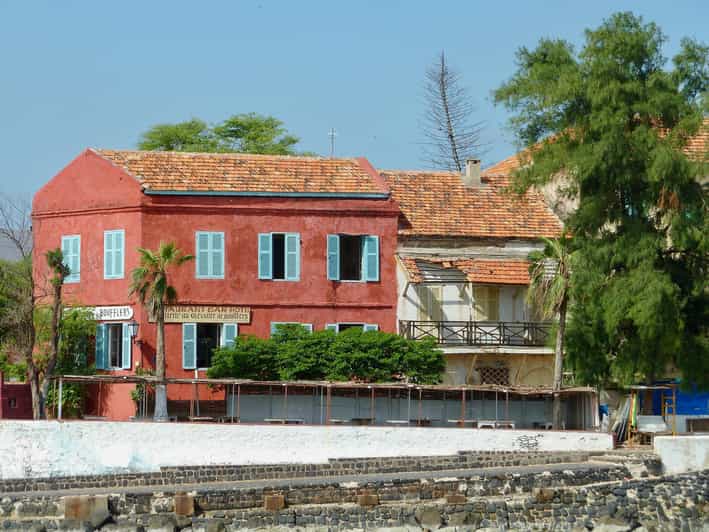Île de Gorée : découvrez l'histoire et la culture sénégalaises