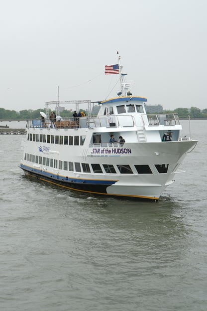 NYC: Starship Landmark 90 Minute Sightseeing Cruise