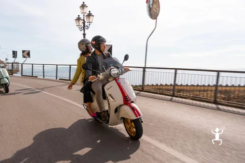 Da Napoli: Tour in Vespa della Costiera Amalfitana