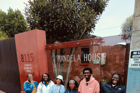 Johannesburg: Apartheid Museum & Soweto Guided Tour