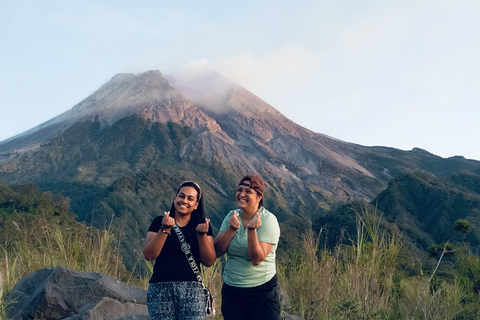 Yogyakarta: 3 - Horas Monte Merapi Jeep Guiado con Recogida