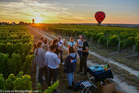 Hot Air Balloon Flight above the Castle of Chenonceau Sunrise Hot Air Balloon Flight